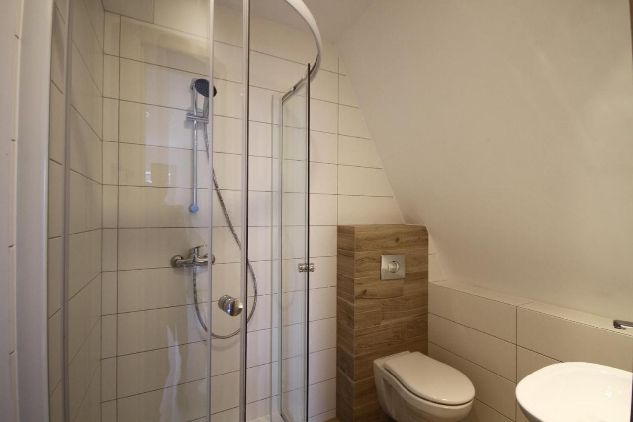 Pokoje Goscinne Lidia Łeba Habitación foto